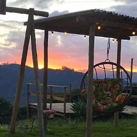 Chales Por Do Sol Caparaó Velho Exteriör bild
